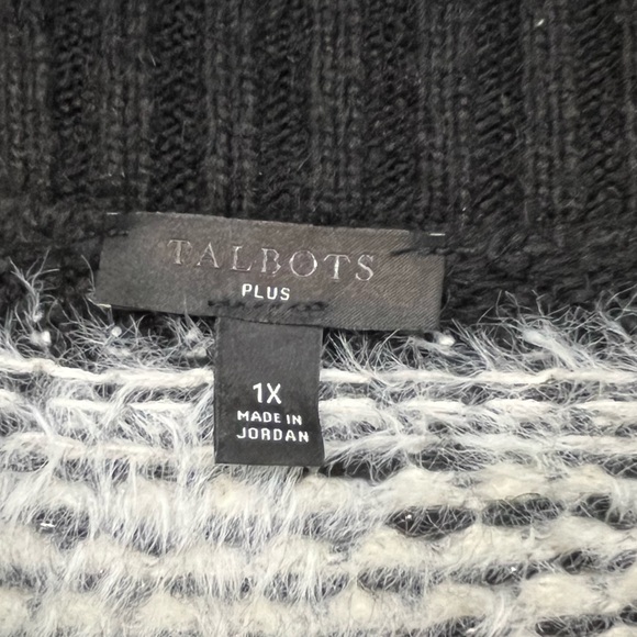 JACQUARD CREWNECK SWEATER - FAIR ISLE in black and white, size 1x - Picture 2 of 5